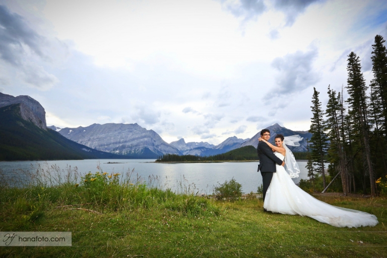 Calgary Wedding Photographers Kananaskis Lake Rocky Mountains  (33)