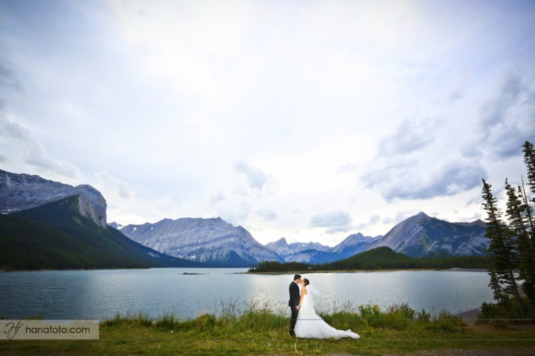 Calgary Wedding Photographers Kananaskis Lake Rocky Mountains  (35)