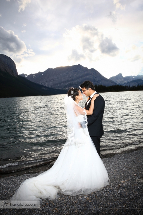 Calgary Wedding Photographers Kananaskis Lake Rocky Mountains  (41)