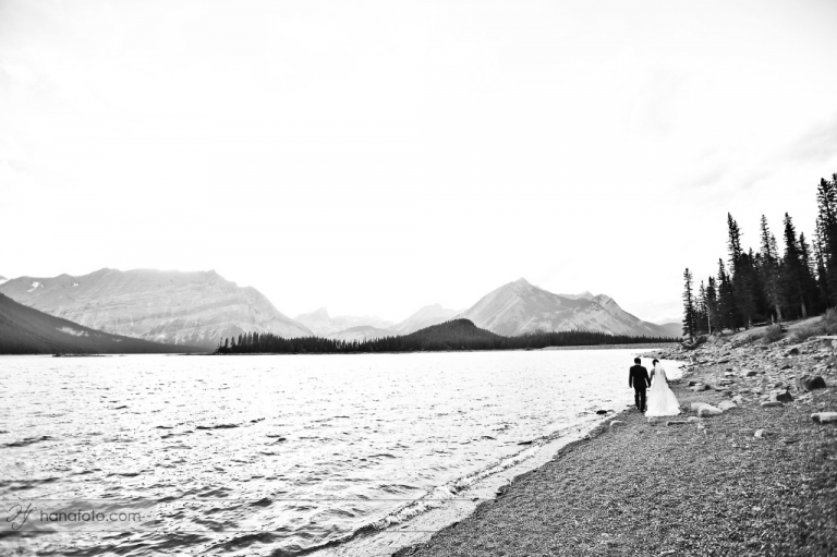 Calgary Wedding Photographers Kananaskis Lake Rocky Mountains  (44)